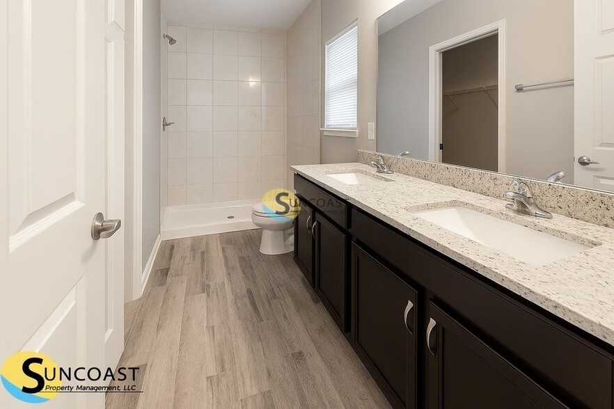 Building Photo - 13 Sellner Pl