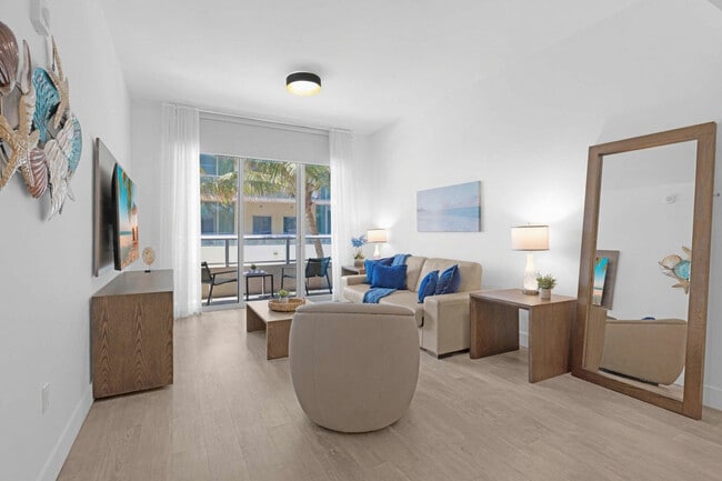 Building Photo - 777 N Ocean Dr