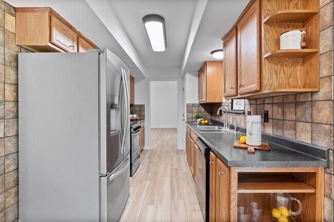 Building Photo - 21710 Glenbranch Dr