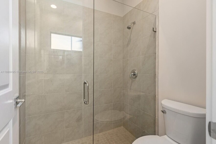 Building Photo - 13130 Addilyn Ct