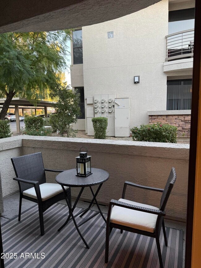 Building Photo - 6900 E Princess Dr