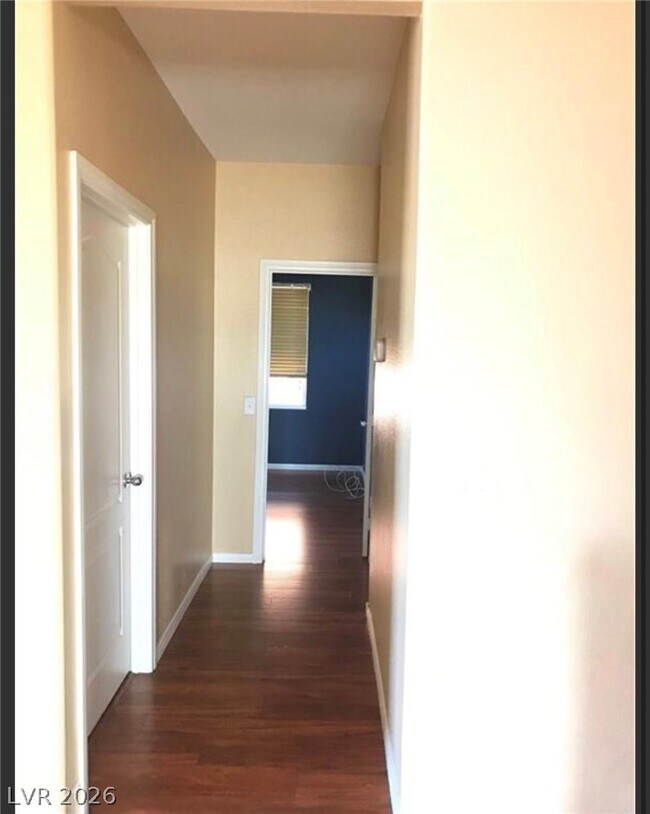 Building Photo - 8633 Nature Scene Dr