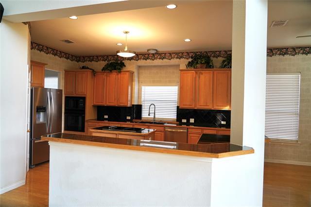 Building Photo - 2416 Geiberger Dr