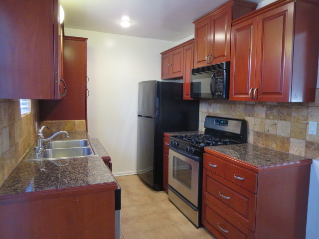 Appliances Included - 4258 S Centinela Ave