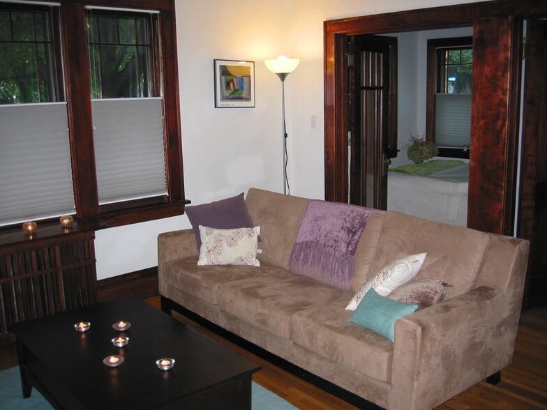 Living Room 2 - 707 W 44th St
