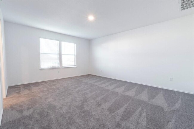 Building Photo - 141 Banyon Dr