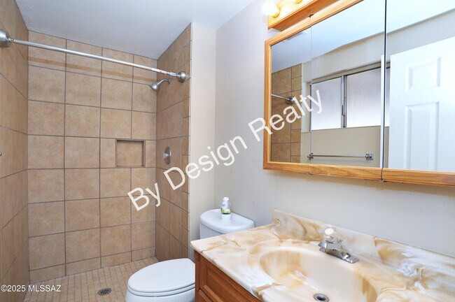 Building Photo - 7230 N Ulene Pl