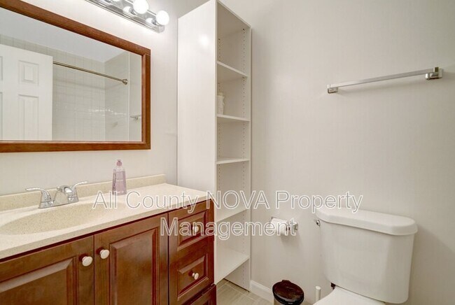 Building Photo - 438 N Armistead St