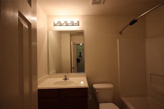 Building Photo - 28994 San Bernard River Loop