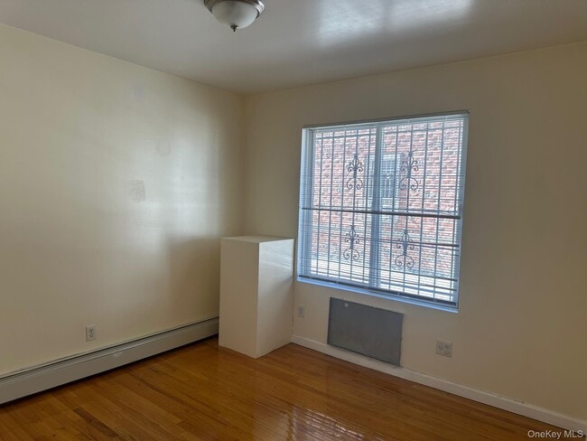 Building Photo - 61-50 162nd St