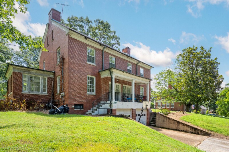 Building Photo - 512 N Thomas Rd