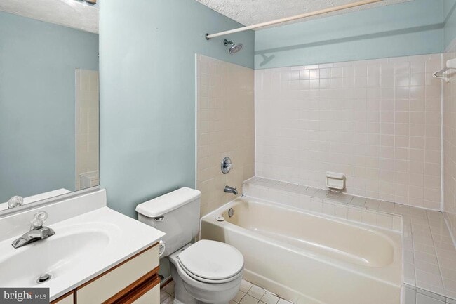 Building Photo - 6413 Pound Apple Ct