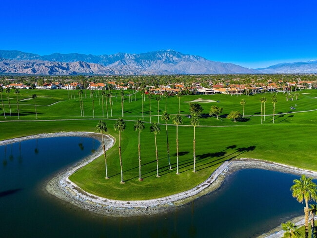 Building Photo - 156 Falls Ct