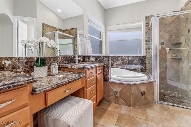 Building Photo - 9754 Wilshire Lakes Blvd