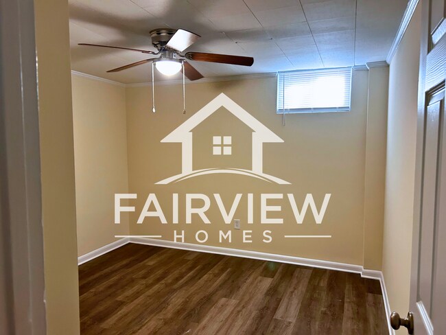 Building Photo - 150 Loch Ln