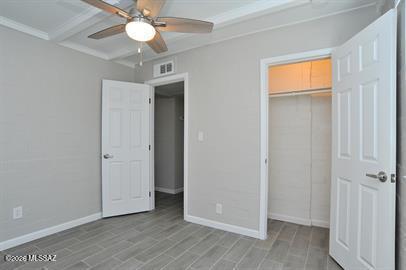 Building Photo - 3841 N Park Ave