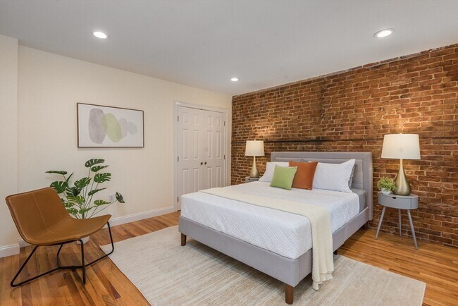 Building Photo - 36 Sciarappa St