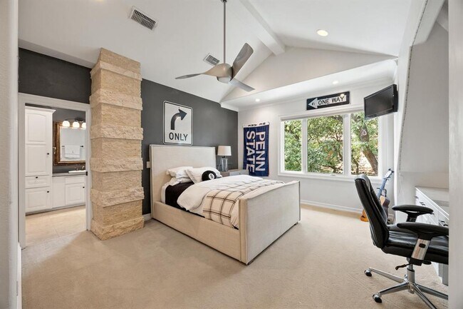 Building Photo - 2805 Calaw Cove