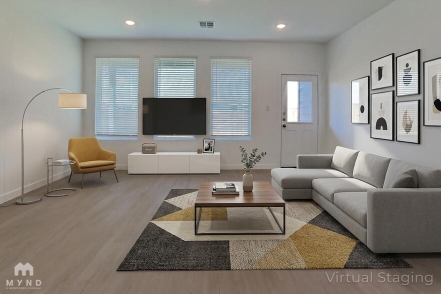 Building Photo - 10559 Ysasmendi Rdg