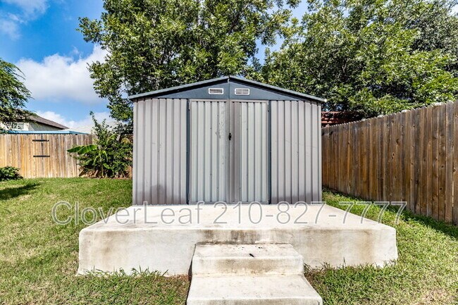 Building Photo - 6415 Kendall Cv