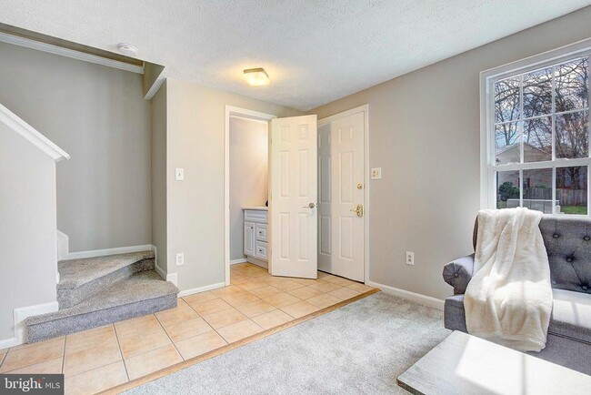 Building Photo - 2530 Log Mill Ct