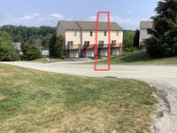 Building Photo - 604 Topper Way