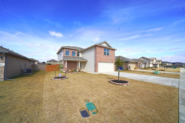 Building Photo - Like New Home in Red River Ranch (Cibolo)!