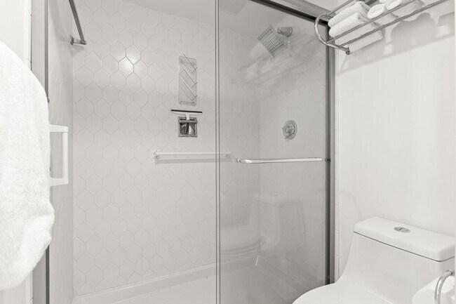 Building Photo - 2400 Presidential Way