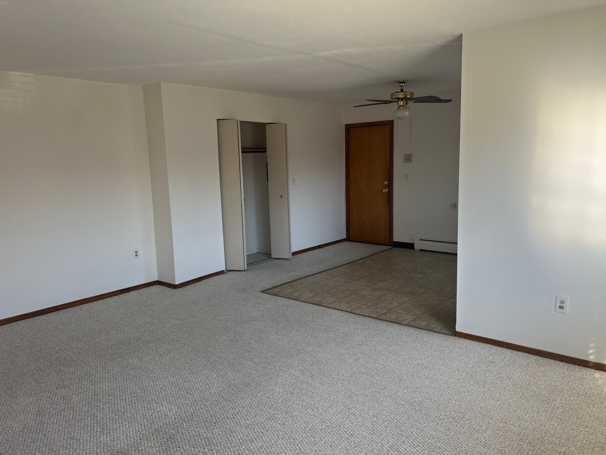 Building Photo - 181 Oakwood Ave