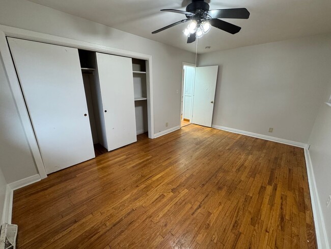 Building Photo - Brick 3/1.5 bath house with bonus in North...