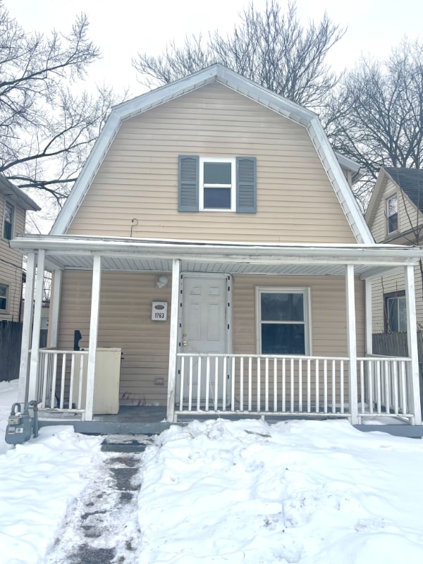 Building Photo - 1763 Giant St