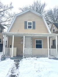 Building Photo - 1763 Giant St