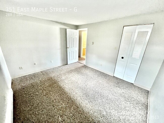 Building Photo - Affordably Priced 2-Bed with eat-in kitche...