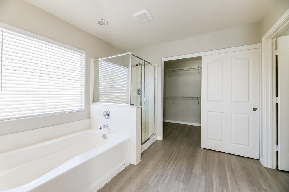 Building Photo - 6035 N Hidden Summit St