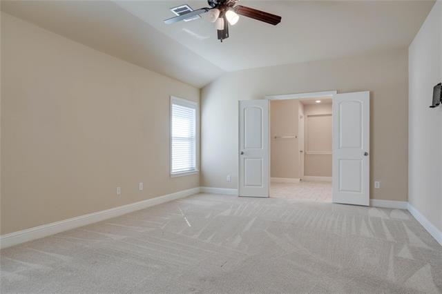Building Photo - 3215 Clear Springs Dr