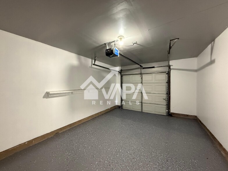 Building Photo - 538 Maddux St