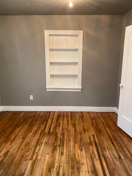 Building Photo - 164 S 36th West Ave