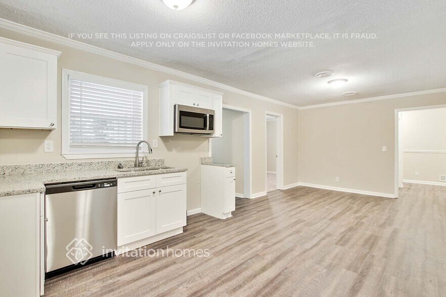 Building Photo - 3873 W Hilda Cir