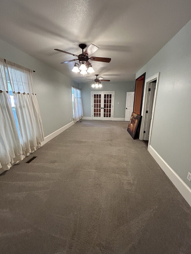 Building Photo - "Charming 4-Bedroom Retreat with Granite Finishes, Cozy Fireplace & Expansive 4399 Sq Ft Layout i...