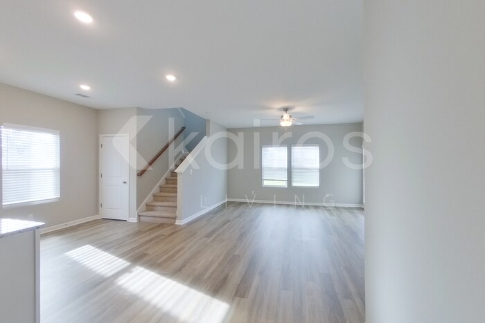 Building Photo - 7321 Foggy River Dr