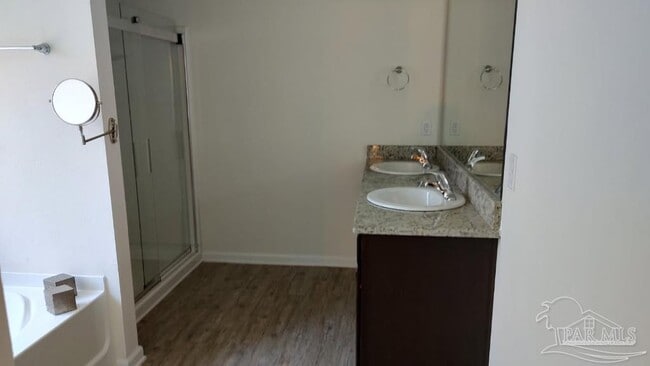 Building Photo - 3492 Quail Dr