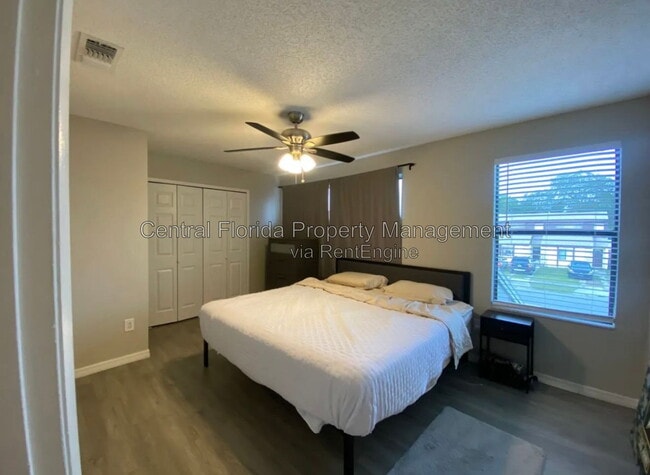 Building Photo - 2709 Hunt Club Ln