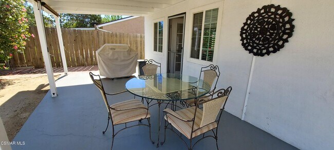 Building Photo - 2250 Magnolia St