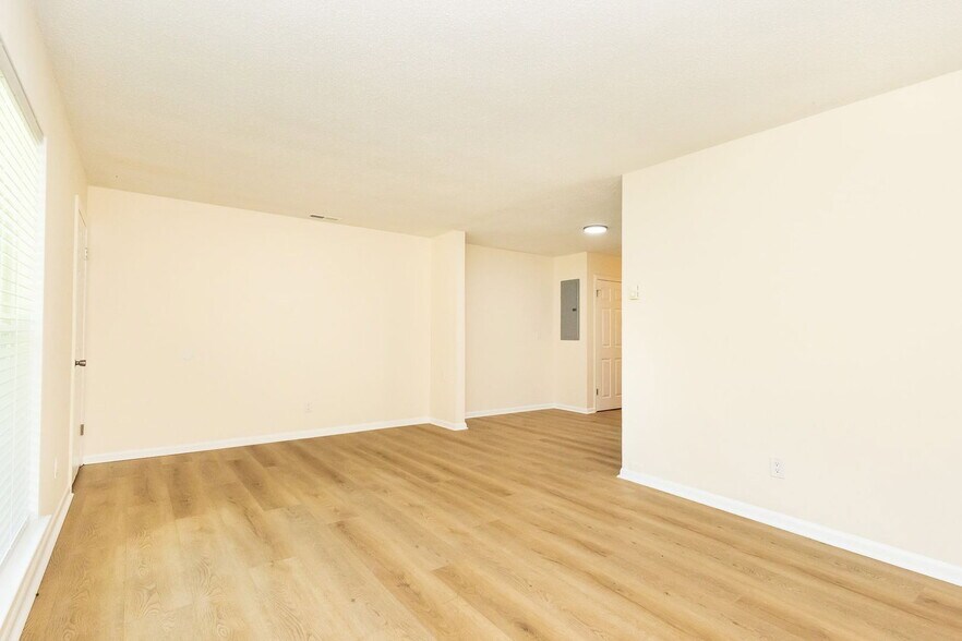Building Photo - 4718 Arrowhead Trail