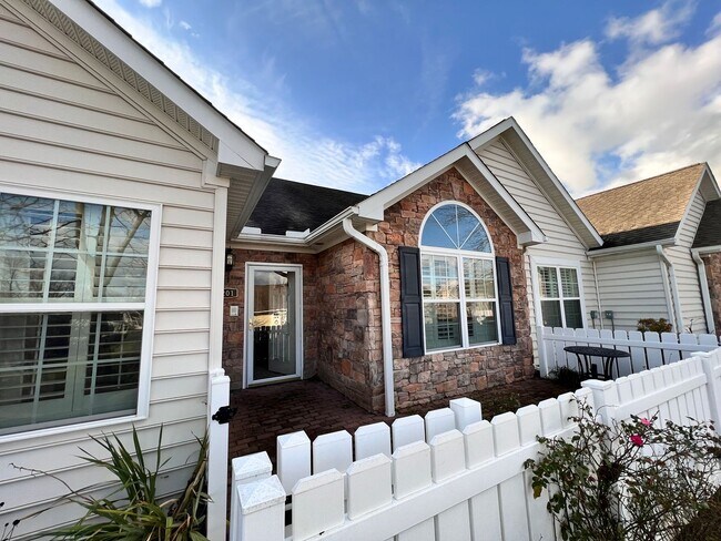 Building Photo - Stunning Three bedroom Villa in The Villas at Peppers Ferry – A Must-See!