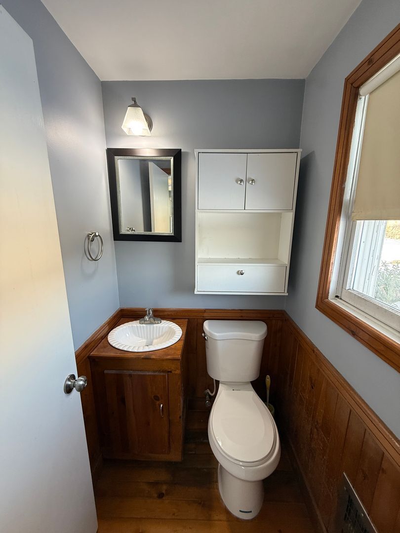 Building Photo - 7215 Shady Ln