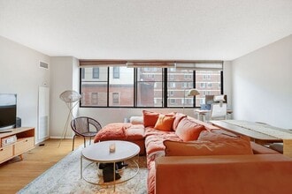 Building Photo - 1245 13th St NW