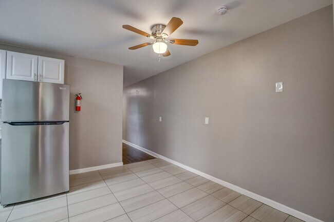 Building Photo - 3537 Epley Ln