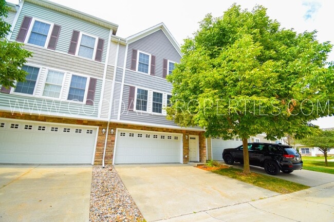 Primary Photo - FALL SPECIAL!! Reduced $225 to $1495 !!! 2...