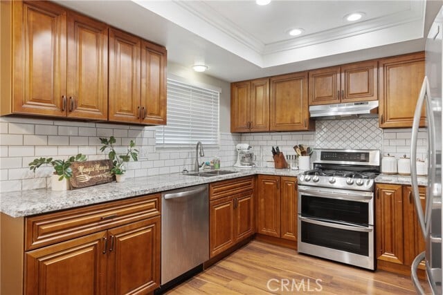 Building Photo - 215 E Navilla Pl